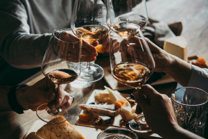 Jak správně párovat víno a sýry? 10 tipů od vinařů